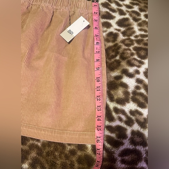 Nordstrom Tan Skirt - Picture 5 of 7